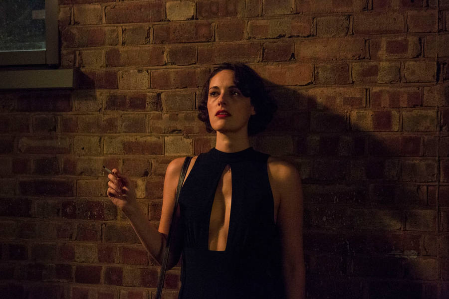 Fleabag Smoking A Cigarette Wallpaper