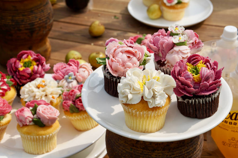 Flower Bouquet Cupcake Wallpaper