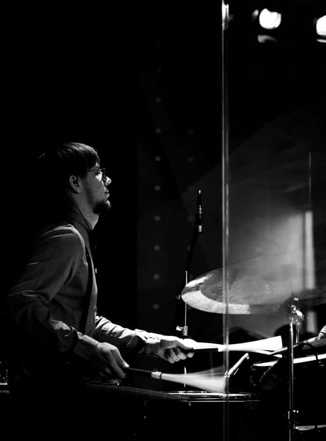 Focused Drummerin Blackand White Wallpaper