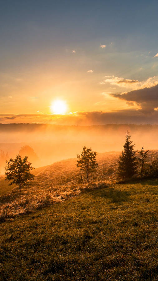 Foggy Mountain Sunrise Wallpaper