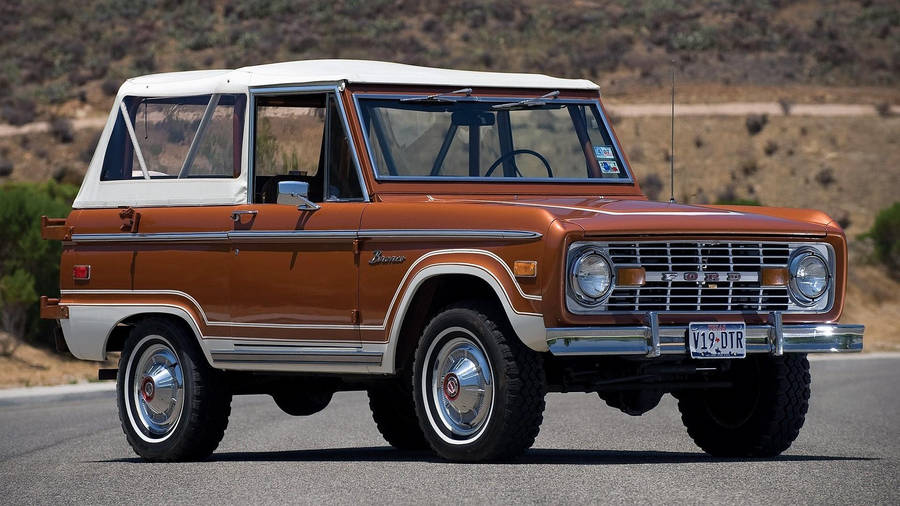 Ford Bronco Metallic Orange Paint Wallpaper