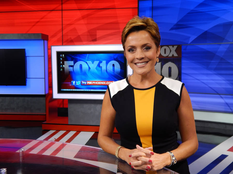 Fox News Anchor Kari Lake Wallpaper