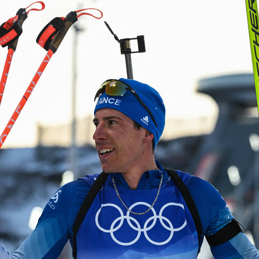 French Biathlon Athlete Quentin Fillon Maille Wallpaper