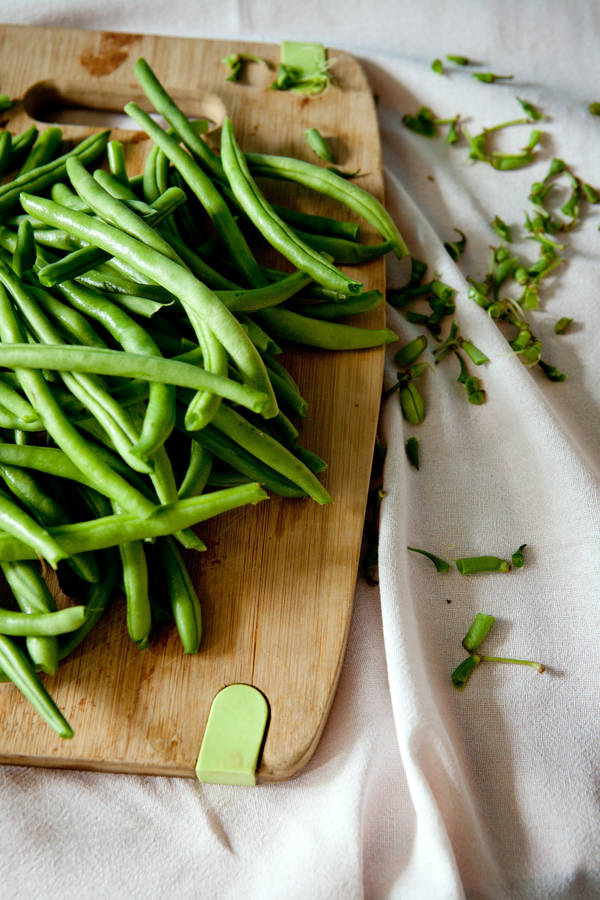 Fresh Green Beans Ready For Chopping Wallpaper