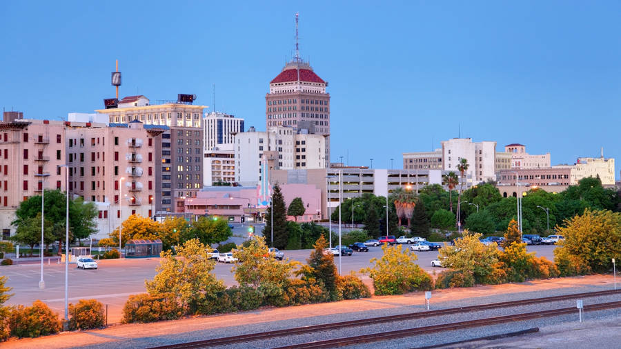 Fresno California Skyline At Dusk Wallpaper