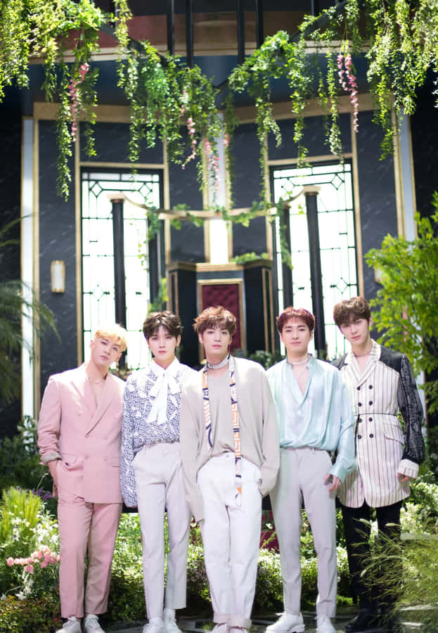 Garden Nuest Kpop Boy Group Wallpaper