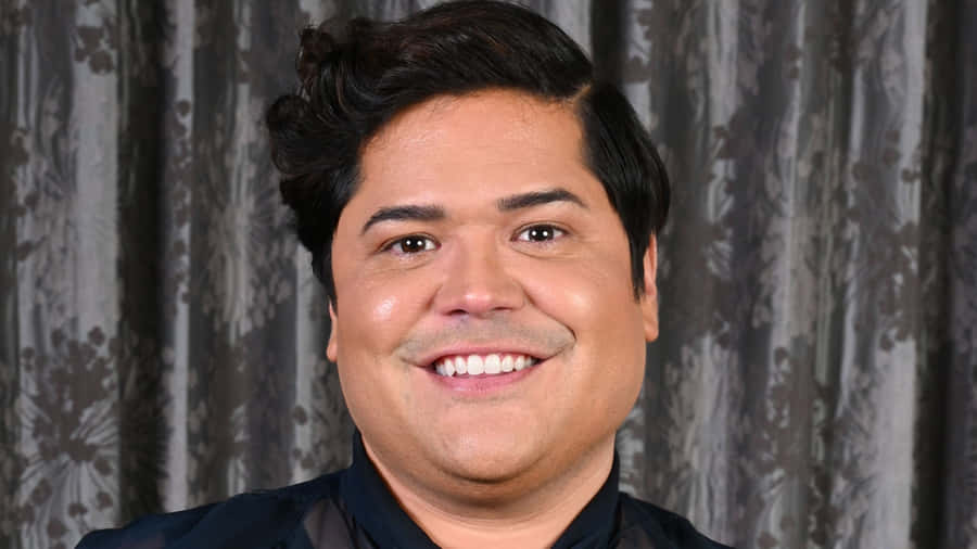 Gay Latino Comedian Wallpaper