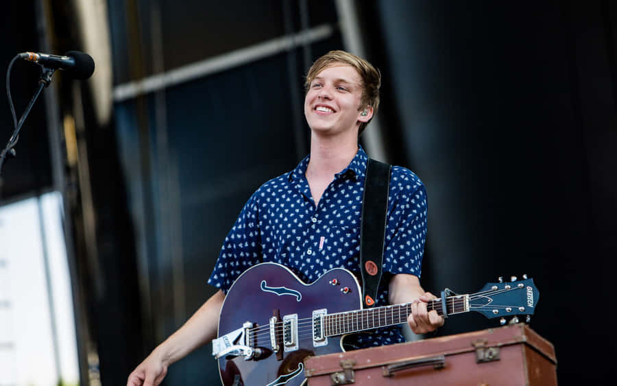 George Ezra Wallpaper