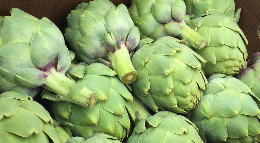 Globe Artichoke Vegetables In A Box Wallpaper