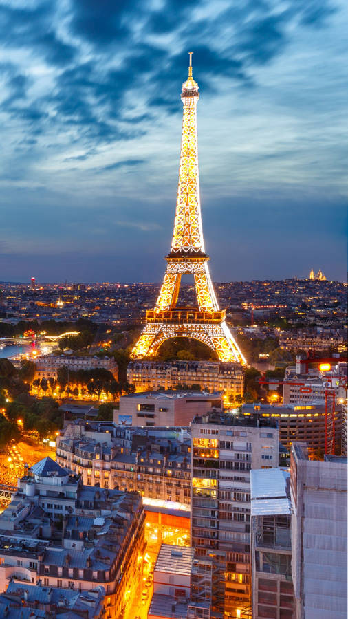 Glowing Eiffel Tower Paris Wallpaper