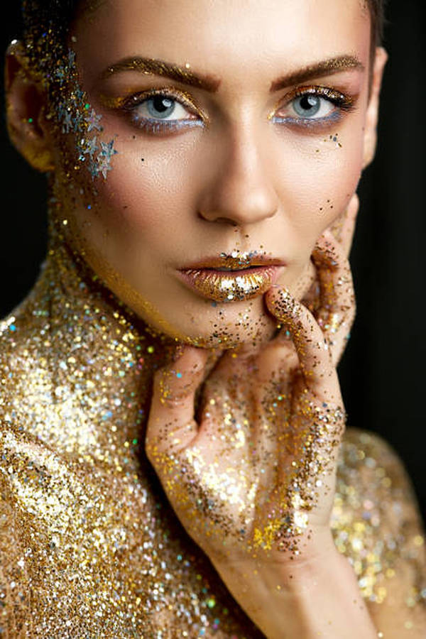 Gold Dust Woman Make Up Wallpaper