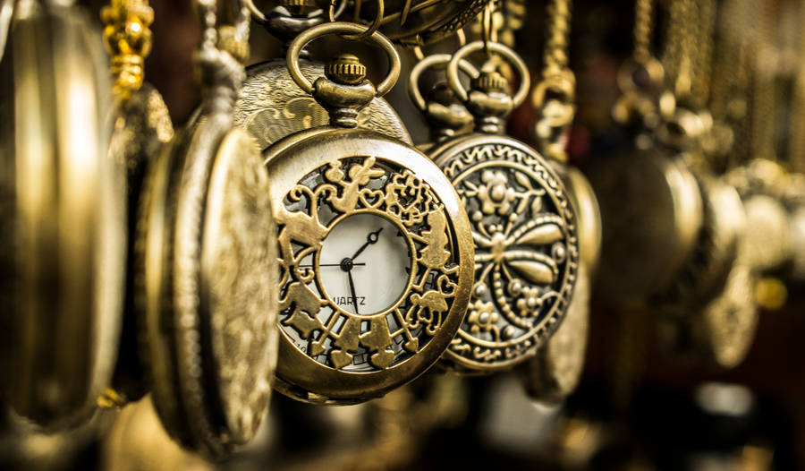 Gold Jewellery Pocket Watches Wallpaper