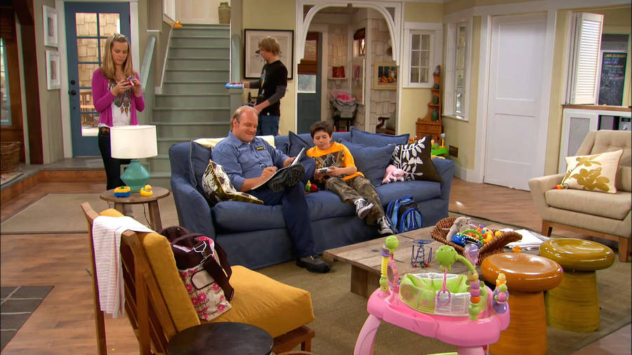 Good Luck Charlie Living Room Wallpaper