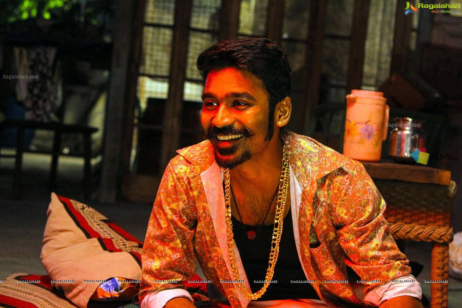 Gorgeous Image Of Maari Wallpaper