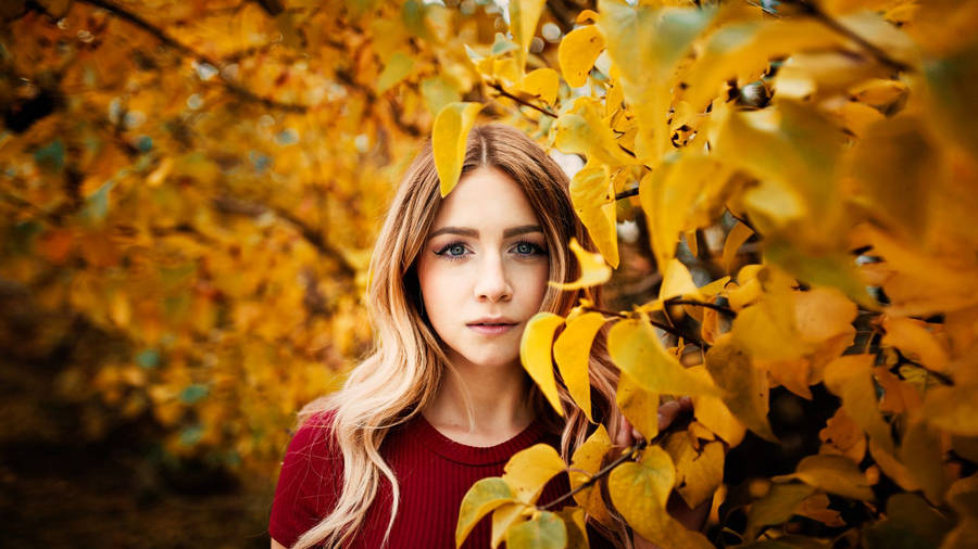 Gorgeous Sad Girl In Red Wallpaper