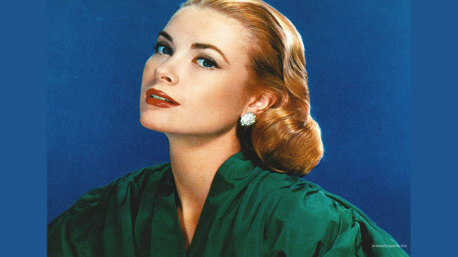 Grace Kelly In Green Wallpaper