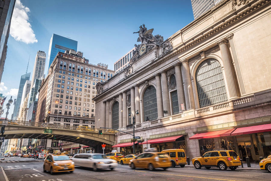 Grand Central Station In Daytime Wallpaper