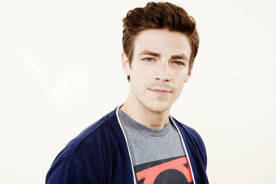 Grant Gustin Entertainment Photoshoot Wallpaper