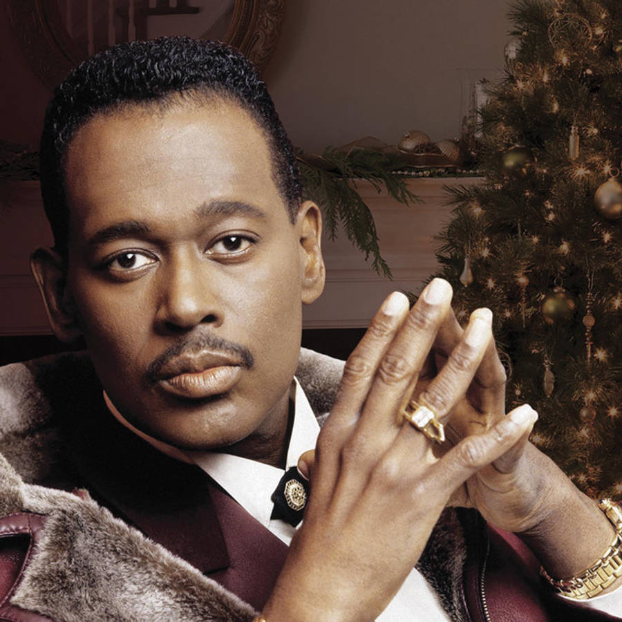 Great American Artist Luther Vandross Wallpaper