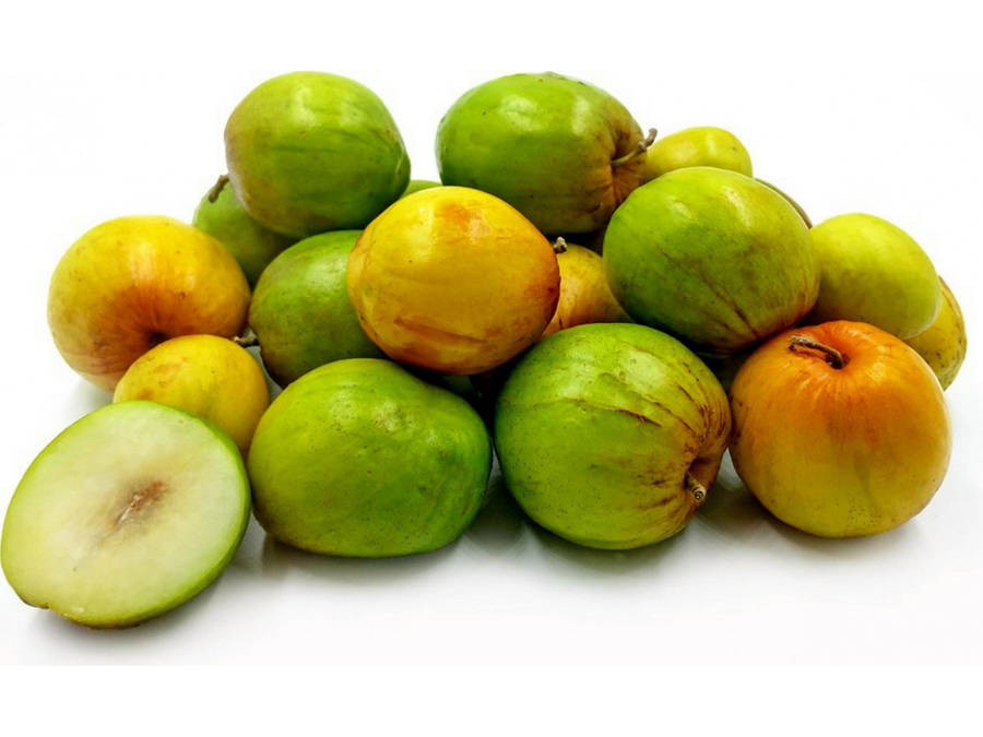 Green Jujube Fruits On The Table Wallpaper