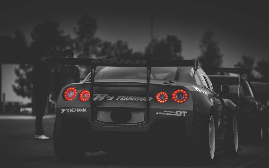 Greyscale Nissan Gtr Sports Car Wallpaper