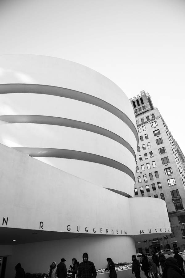 Guggenheim Museum New York Black And White Wallpaper