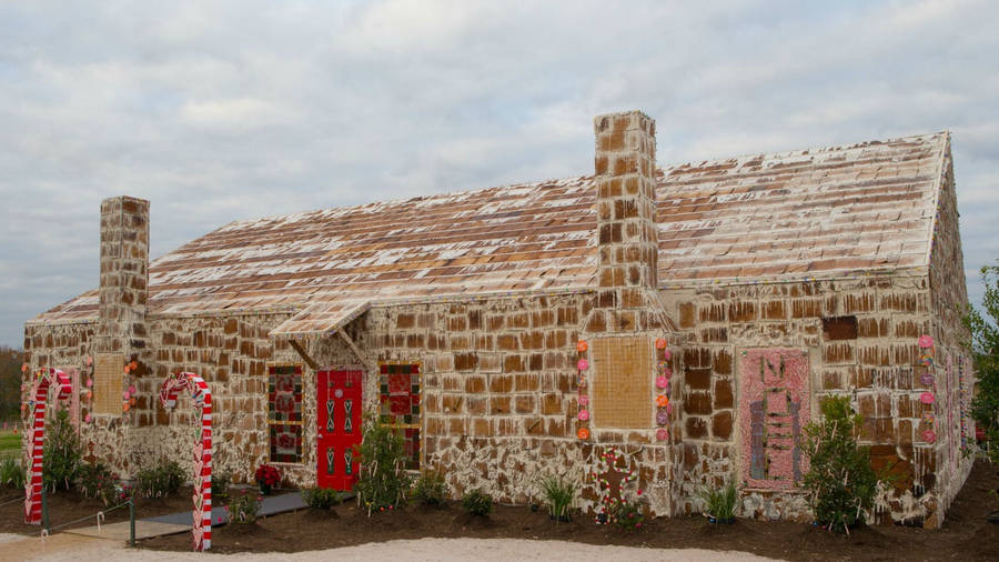 Guinness World Records Gingerbread House Wallpaper