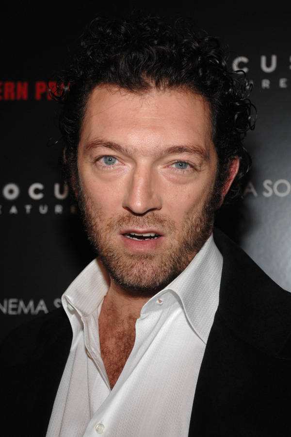 Handsome Vincent Cassel At The Premiere Of Eastern Promises Wallpaper