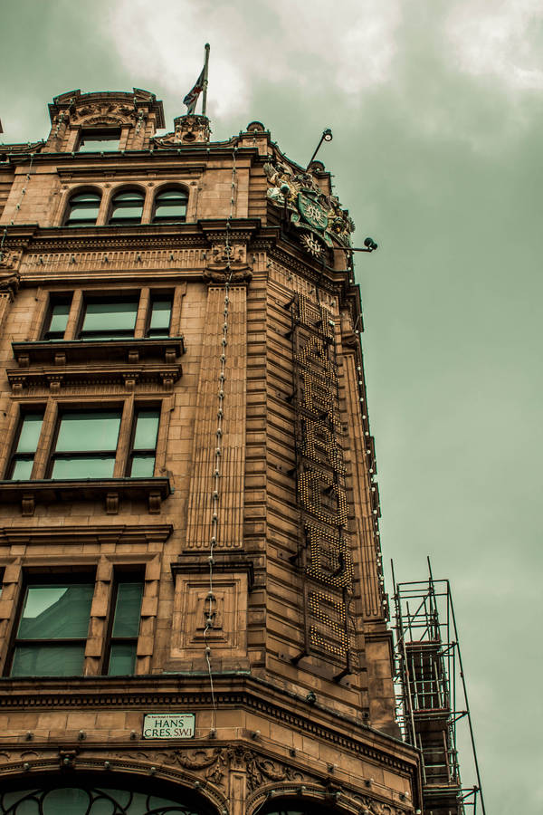 Harrods Dark Sky Wallpaper