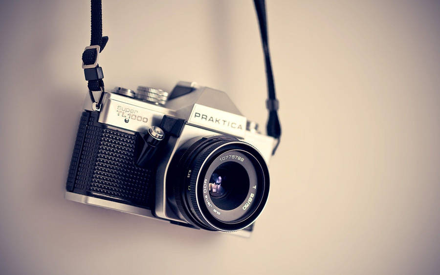 Hd Camera Classic Gray And Black Wallpaper