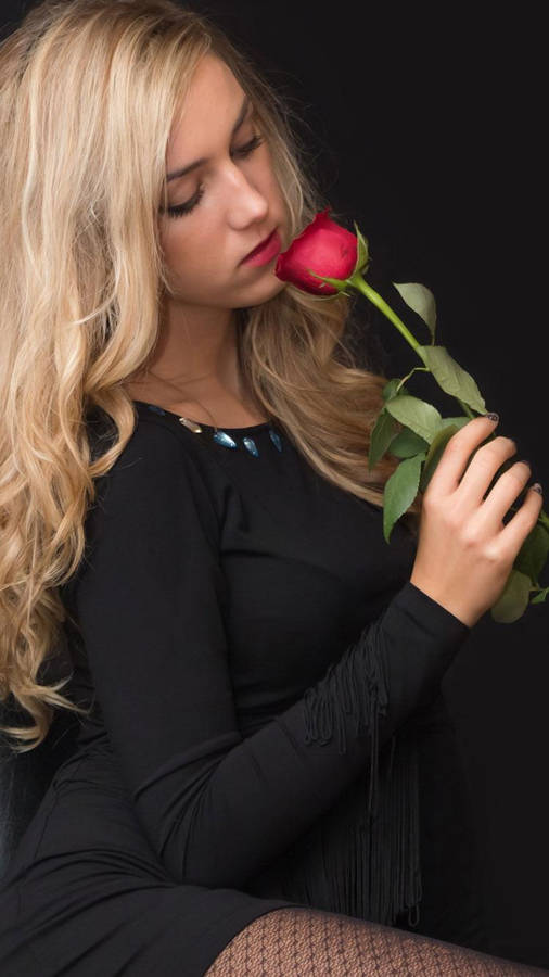 Hd Girl With A Rose Wallpaper