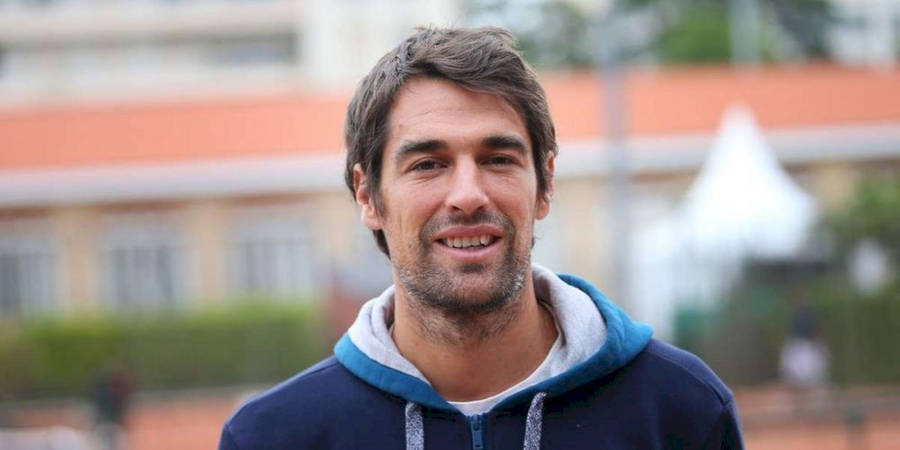 Head Shot Jeremy Chardy Wallpaper