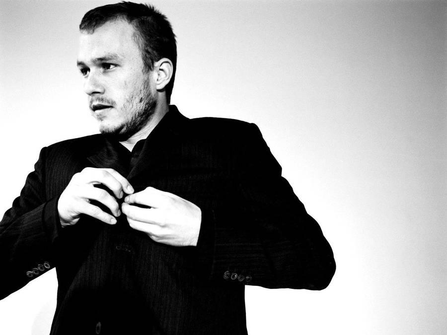 Heath Ledger Captivating Photography Wallpaper