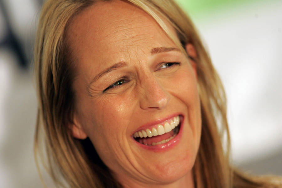 Helen Hunt Amazing Look Wallpaper