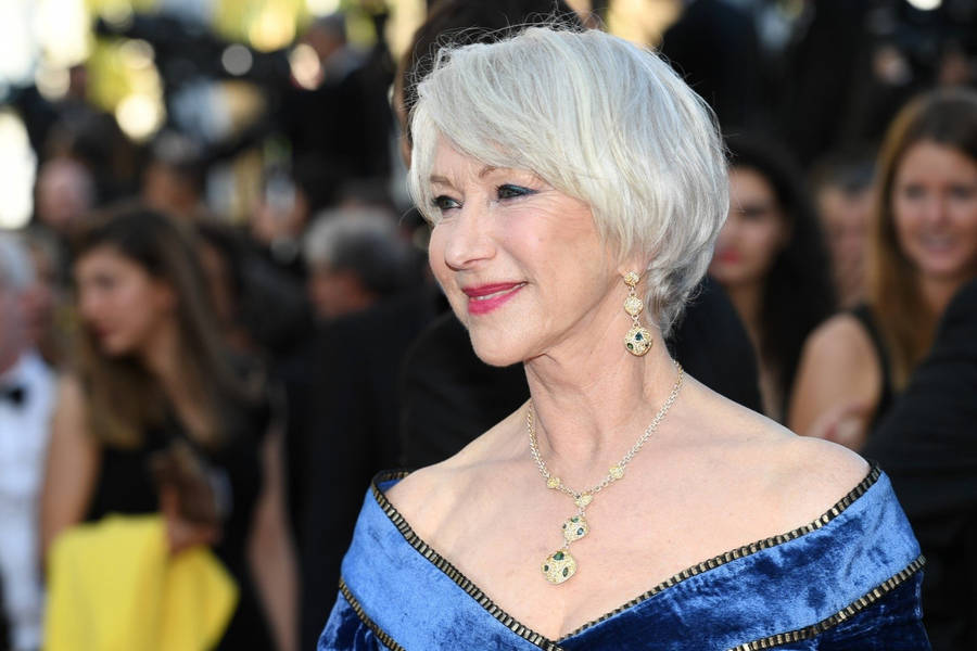 Helen Mirren Talented American Actress Wallpaper