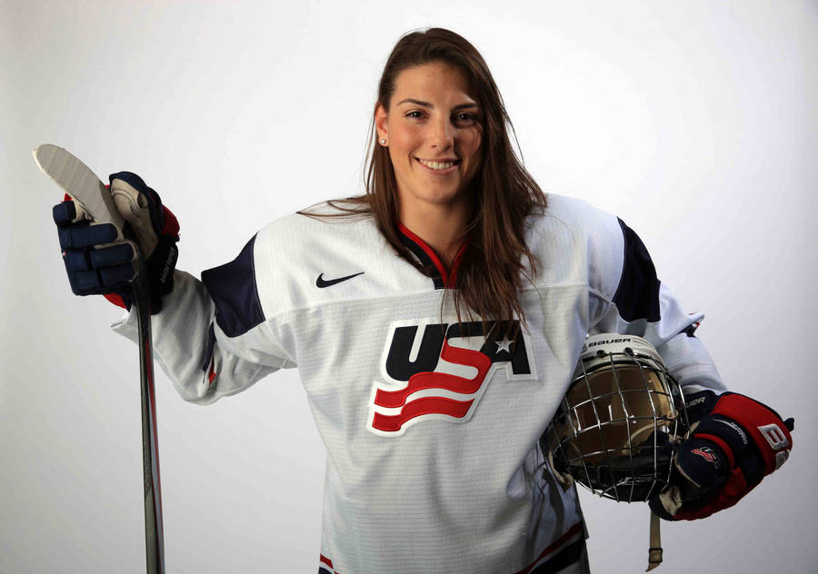 Hilary Knight, Star Forward Of The Pwhpa, In Action Wallpaper