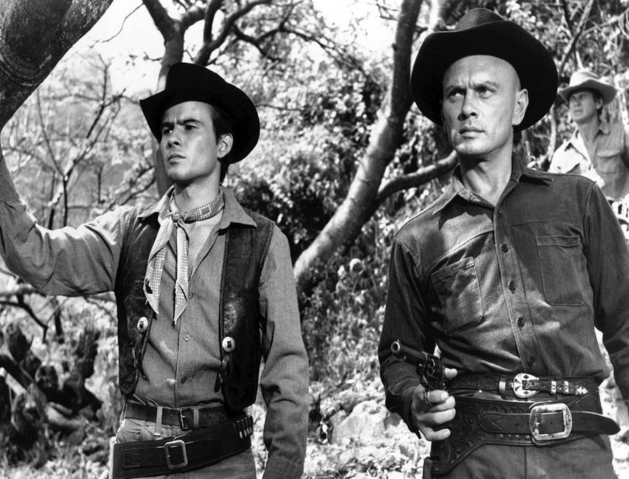 Hollywood Actor Yul Brynner The Magnificent Seven Action Seven Wallpaper