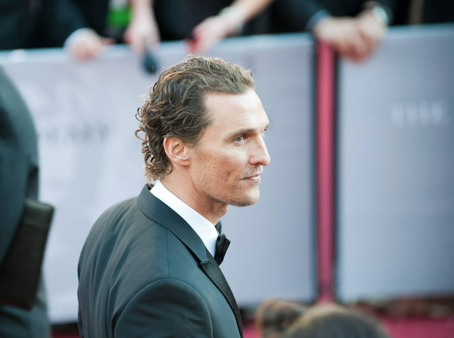 Hollywood Star Matthew Mcconaughey On The Red Carpet Wallpaper