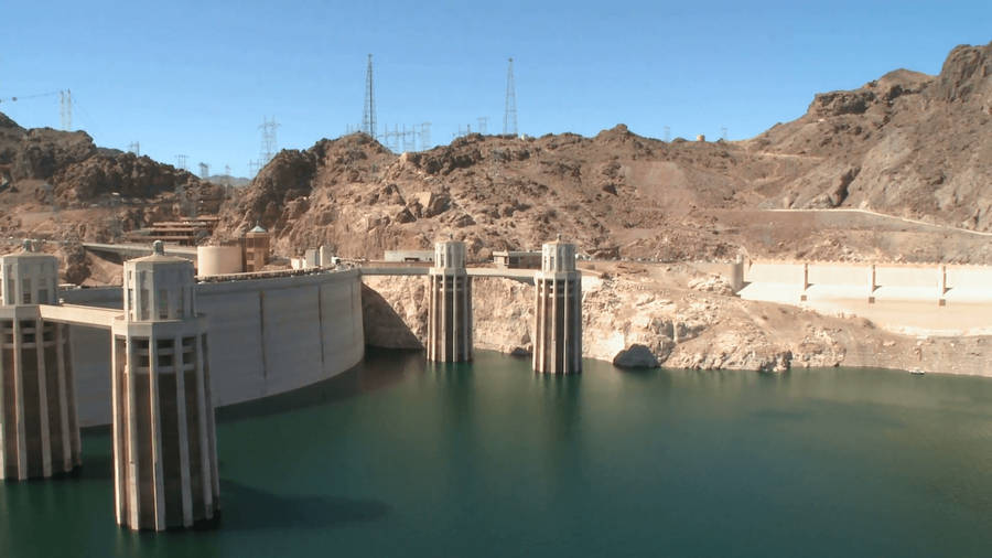 Hoover Dam With Calm Waters Wallpaper