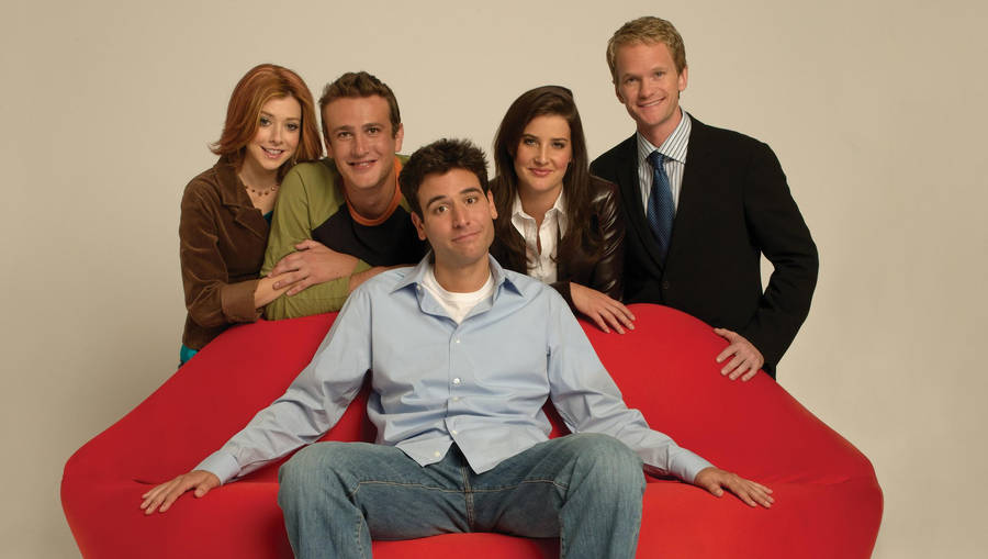 How I Met Your Mother Ted On Red Couch Wallpaper