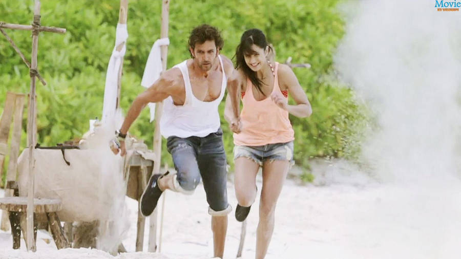 Hrithik Roshan Running With Katrina Kaif Wallpaper