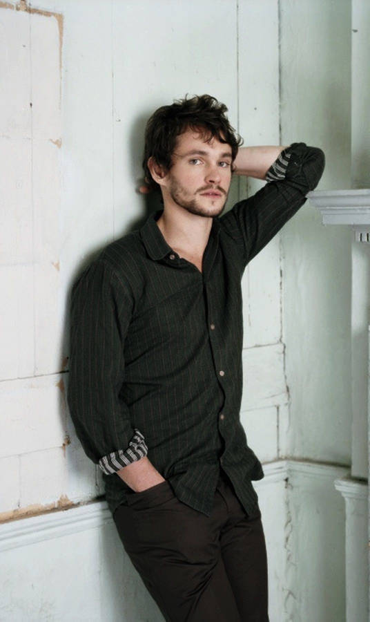 Hugh Dancy In Long Sleeve Wallpaper