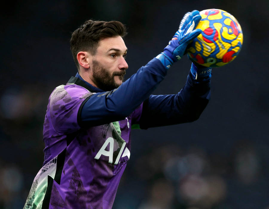 Hugo Lloris Ball Caught Wallpaper