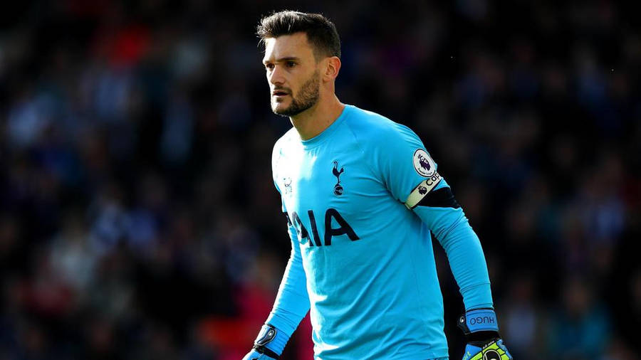 Hugo Lloris Half Body Shot Wallpaper