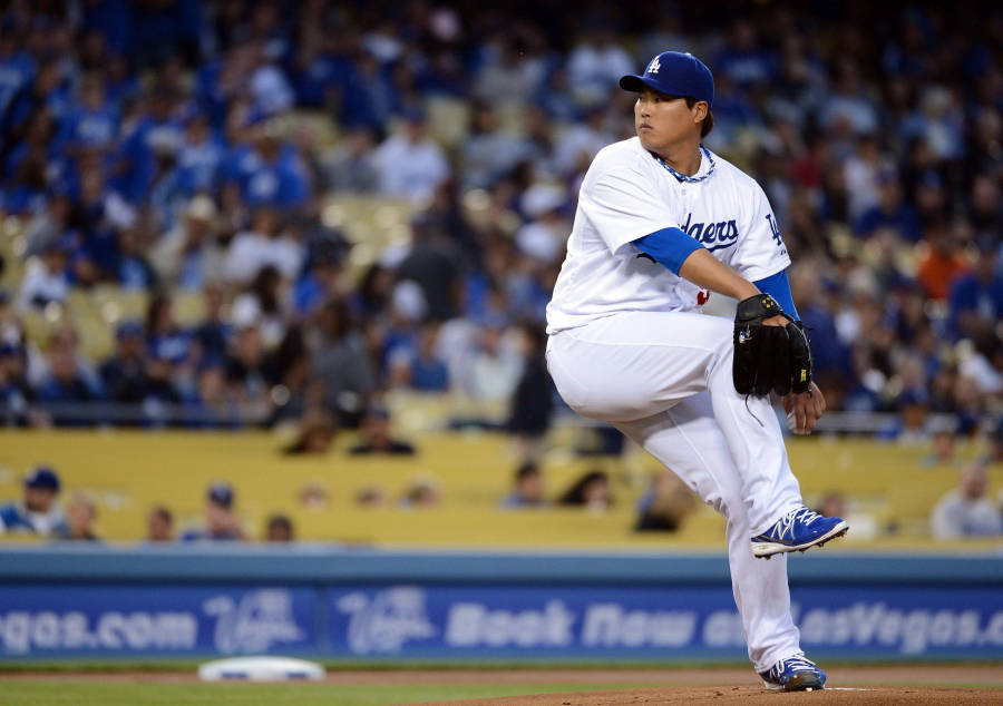 Hyun Jin Ryu Amazing Pitching Form Wallpaper