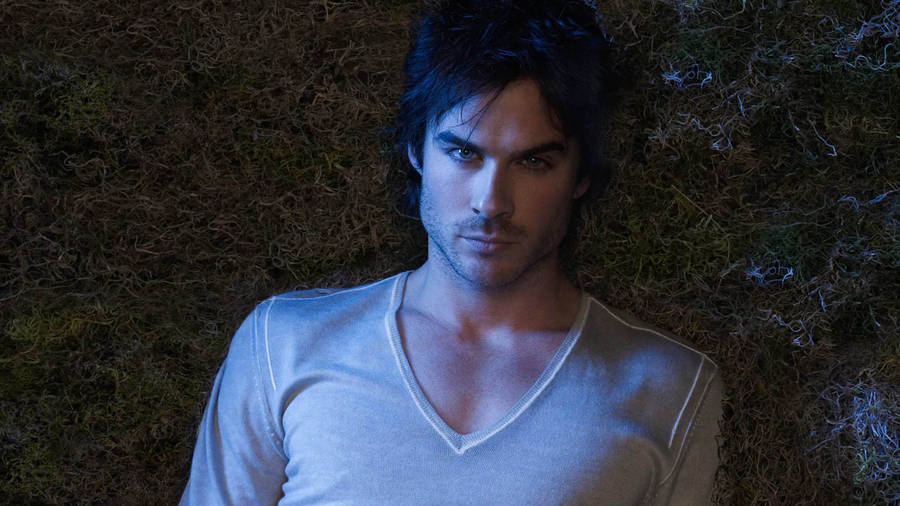 Ian Somerhalder In The Vampire Diaries Wallpaper