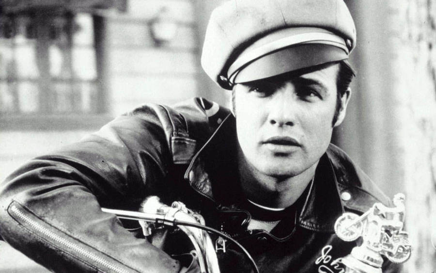 Iconic Hollywood Star Marlon Brando In 'the Wild One' Wallpaper