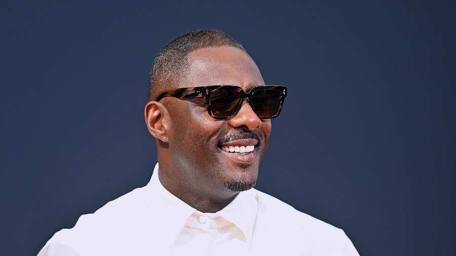 Idris Elba With Sunglasses Wallpaper