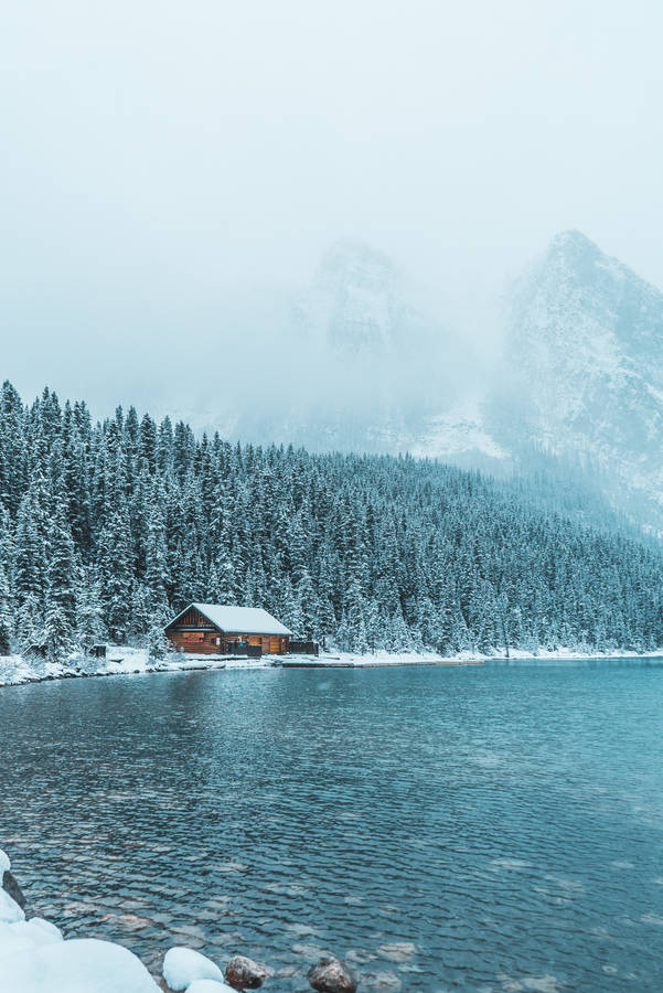 Image Frosty View Of A Wooden House Wallpaper