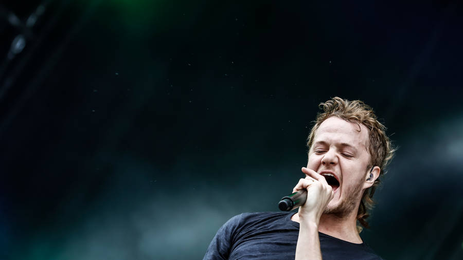 Imagine Dragons Daniel Reynolds Wallpaper